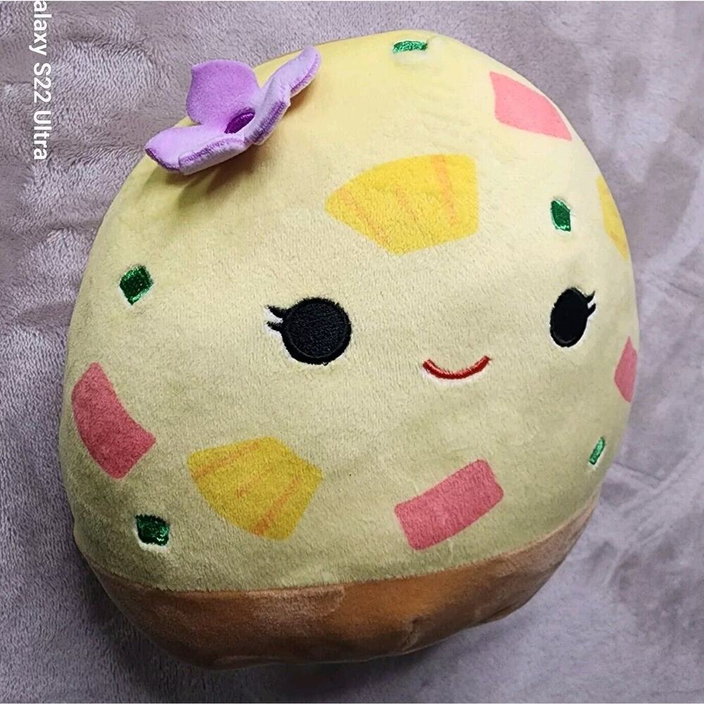 Kellytoy * Squishmallows ~ "Saku" The Hawaiian Pizza Plush